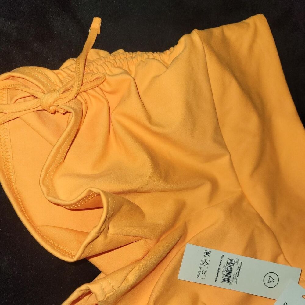 XS-No-boundaries Women's Orange Shorts